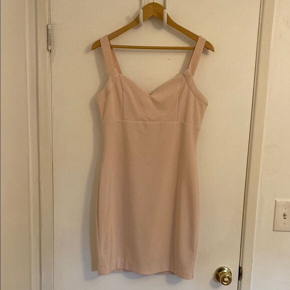 Guess Pastel Pink Bodycon Mini Dress Size Large - Picture 2 of 15